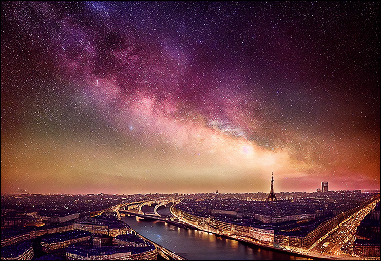 Sirdeck_photo_of_Paris_at_night_under_the_Milky_Way_45509b7a-73a7-45b0-8b78-894fef8a1546.jpg