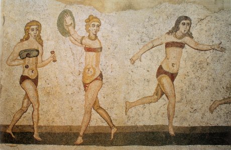 Mosaïque_des_bikinis,_Piazza_Armerina.jpg