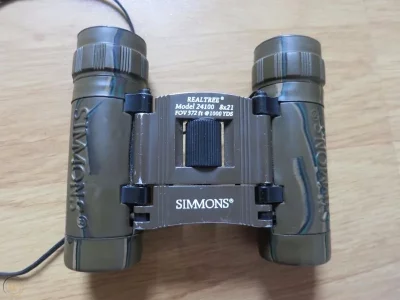 Copie de simmons-camouflage-binoculars_360_f1cb1be2ae6f4df88a09fd9498ff0d46.webp
