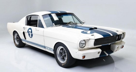 1200-L-la-ford-mustang-shelby-gt350-de-sir-stirling-moss-aux-enchres-en-septembre.jpg