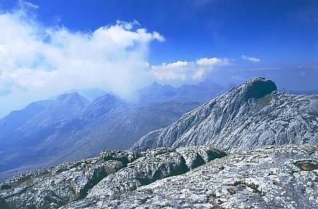 Mulanje_Massif,_Sapitwa_Peak.jpg