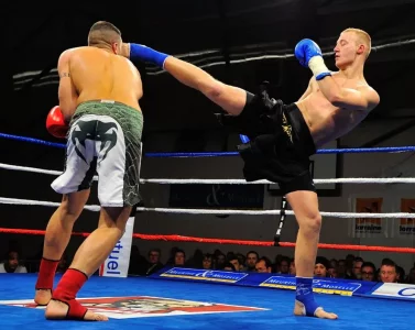tout-frais-champion-du-monde-de-la-discipline-en-moins-de-80-kilos-dylan-colin-sera-la-tete-d...webp