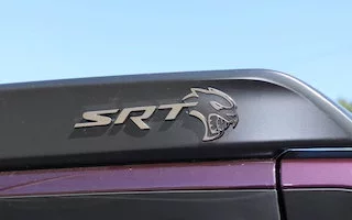 485441-dodge-challenger-hellcat-redeye-2021-du-plaisir-a-l-ancienne.webp