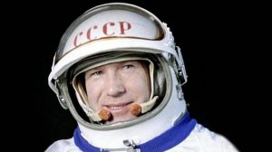 leonov.jpg