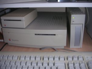 Mac IISI.JPG