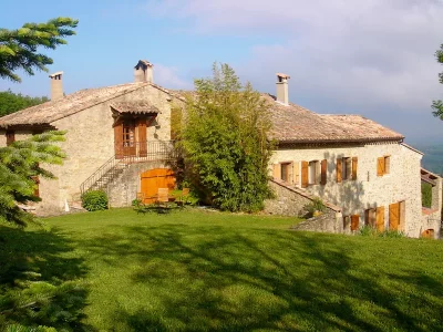 La maison de derriere.webp