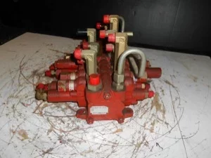 Copie de piece_detachee_equipement_systeme_hydraulique_kayaba_21090_25706_6552198-1.webp