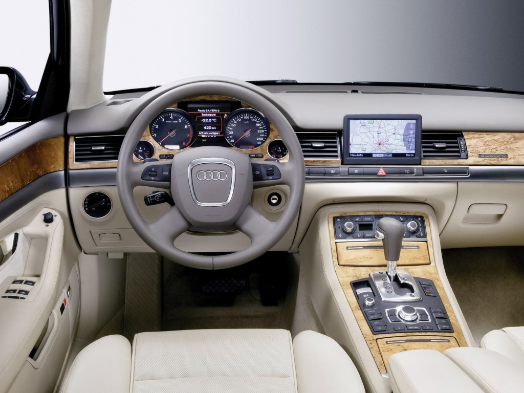 auto_audi_a8__000145_1.jpg