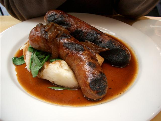 Bangers_and_mash_1.jpg