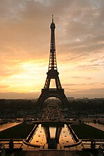 150px-Tour_eiffel_at_sunrise_from_the_trocadero.jpg