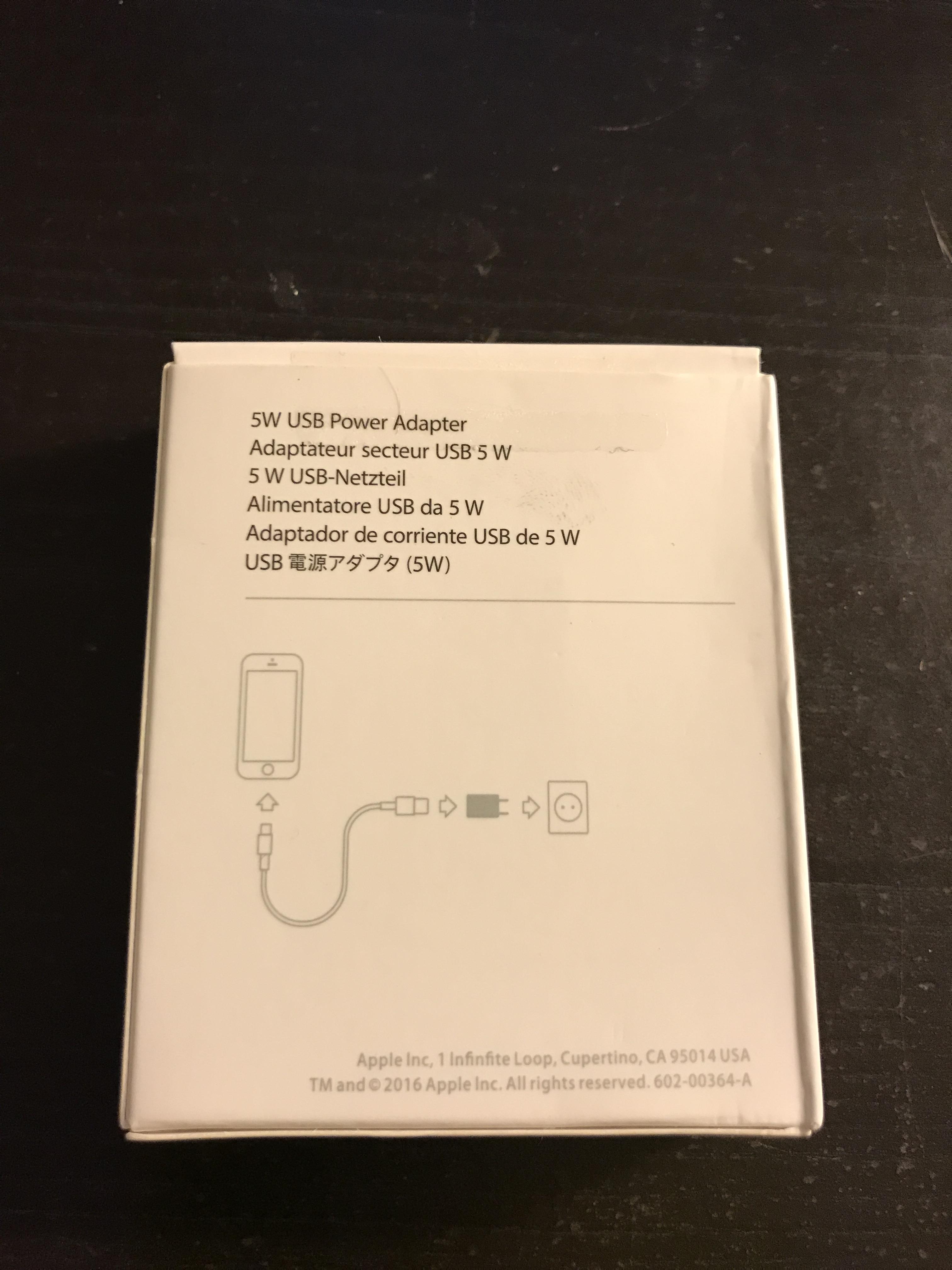 Chargeur iPhone d'origine Apple 5W A1400. Retail boite. md813zm/a