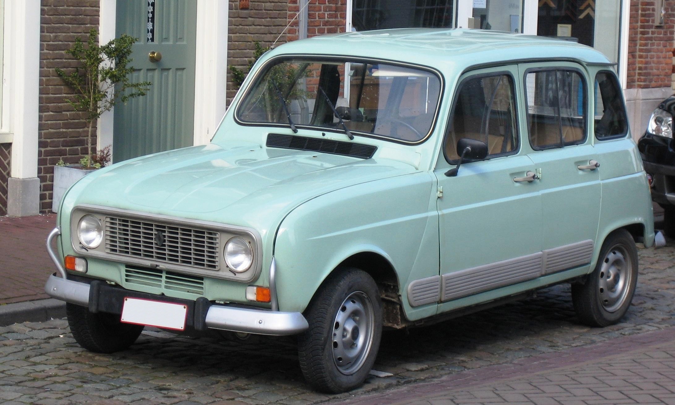 Renault_4_Aardenburg_April_2008.JPG