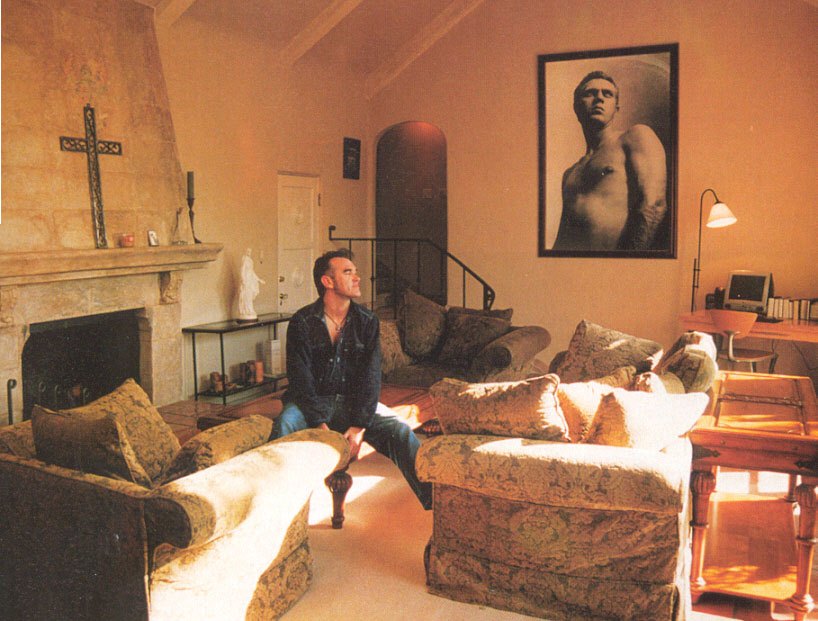 lounge.jpg