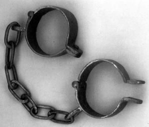 chaines-esclaves-1.jpg